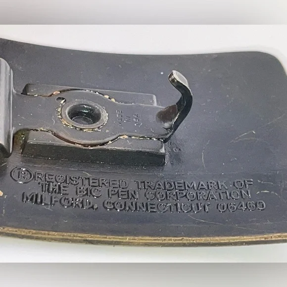 VINTAGE 1970s **FLICK MY BIC** BIC PEN CORPORATION ADVERTISEMENT BUCKLE​​​​​​​​​